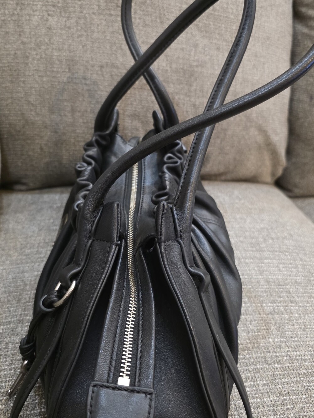 Marc Jacobs Cristina Leather Shoulder Bag - Picture 4 of 5